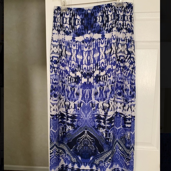 Express Double Slit Maxi Skirt - Size Large - Picture 3 of 5